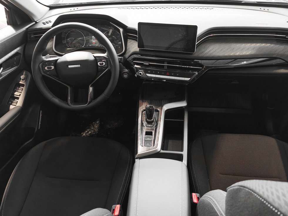 Haval Jolion Оптимум, белый