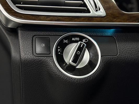 Mercedes-Benz E-Класс E200 Особая серия, 2015 года, пробег 247220 км