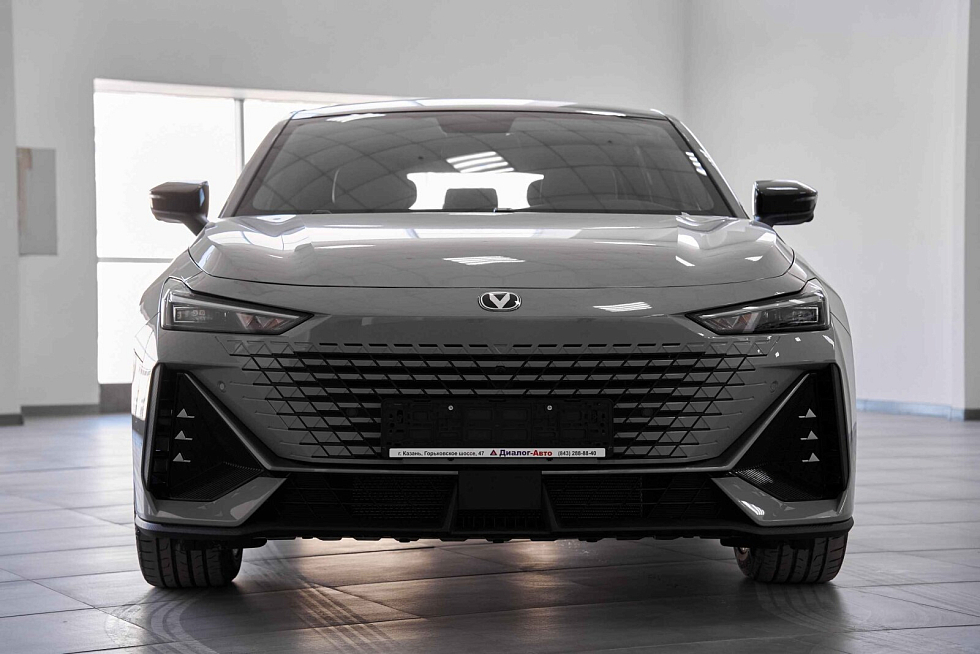 Changan UNI-V Luxe, серый