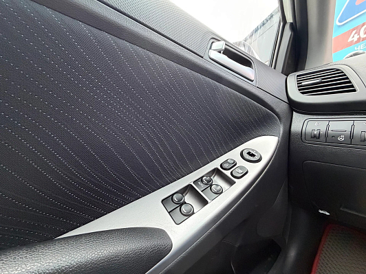 Hyundai Solaris Elegance, 2014 года, пробег 108500 км