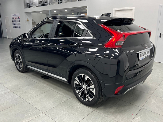 Mitsubishi Eclipse Cross Instyle, 2018 года, пробег 74000 км
