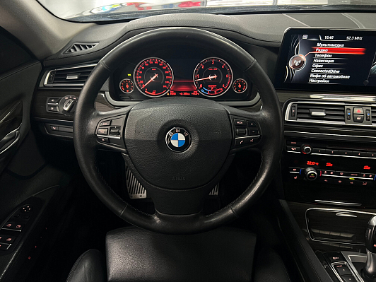 BMW 7 серии, 2013 года, пробег 306354 км
