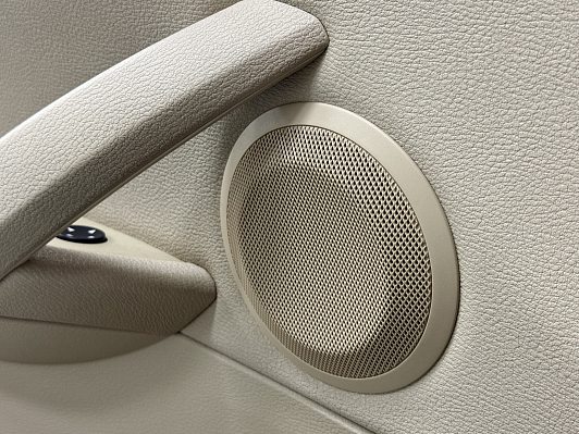 BMW X1, 2011 года, пробег 218145 км