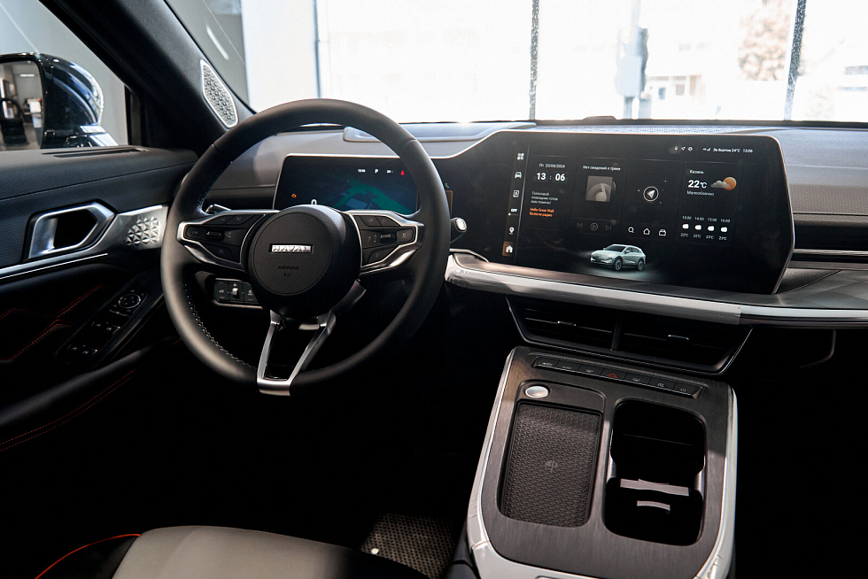 Haval F7 Премиум, черный