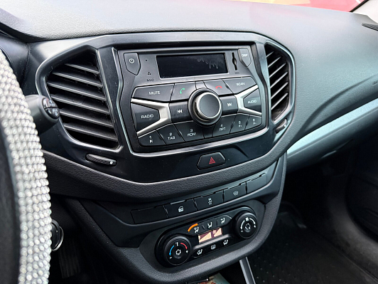 Lada (ВАЗ) Vesta Comfort Winter, 2018 года, пробег 122000 км