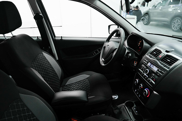 Lada (ВАЗ) Granta Luxe Prestige, 2022 года, пробег 23900 км