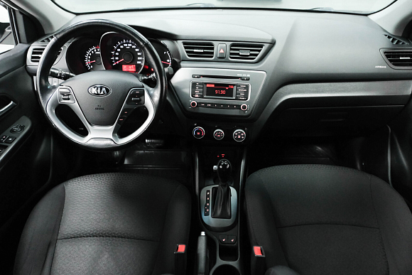 Kia Rio, 2015 года, пробег 48270 км