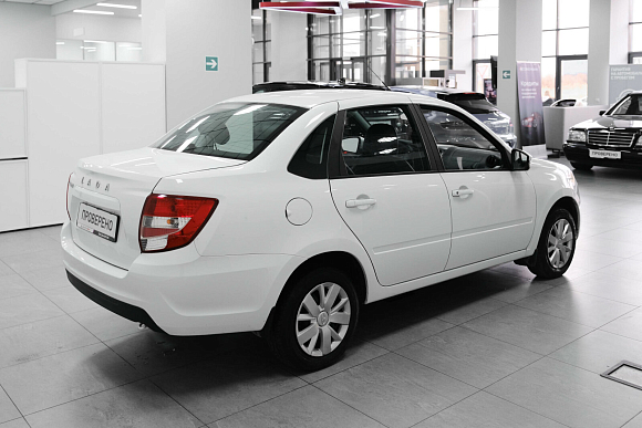 Lada (ВАЗ) Granta Standard, 2023 года, пробег 40000 км