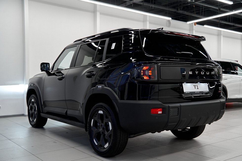Jetour T1 Премиум, черный