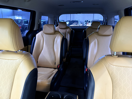 Kia Carnival, 2020 года, пробег 179451 км