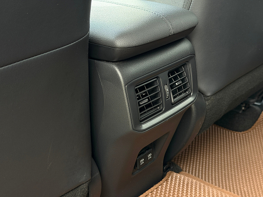 Toyota RAV4 Престиж Safety, 2021 года, пробег 102000 км