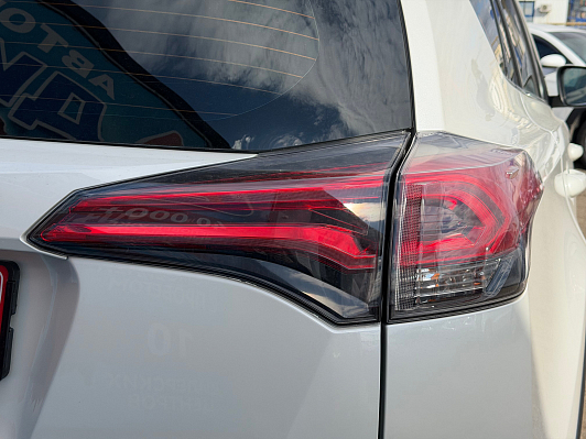 Toyota RAV4, 2016 года, пробег 146680 км