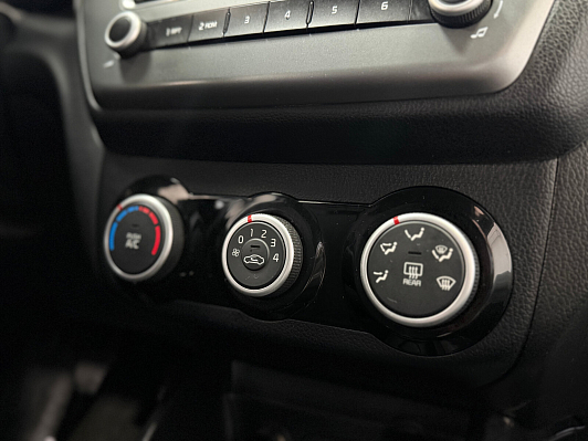 Kia Rio Comfort, 2016 года, пробег 133000 км