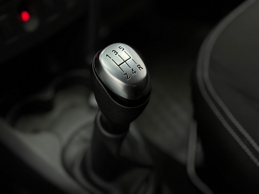 Renault Logan Stepway Life, 2020 года, пробег 99000 км