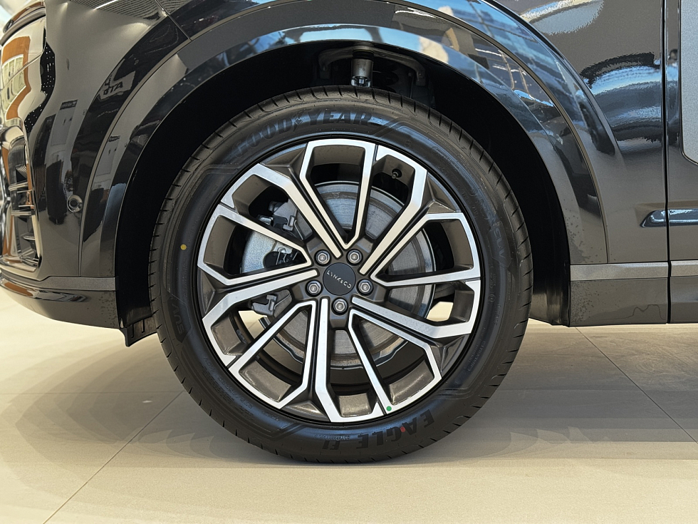 Nordcross 001 Ultra, черный