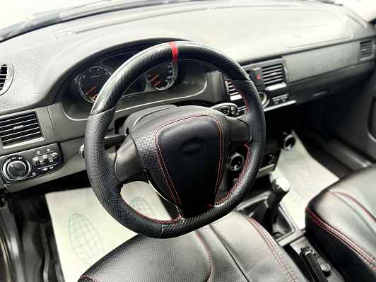 Lada (ВАЗ) Priora, 2013 года, пробег 306142 км