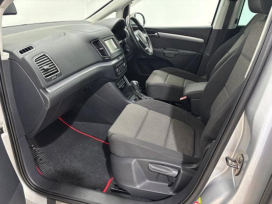 Volkswagen Sharan, 2011 года, пробег 71910 км