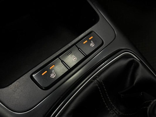 Kia Rio Лига Европы(2019), 2017 года, пробег 68154 км