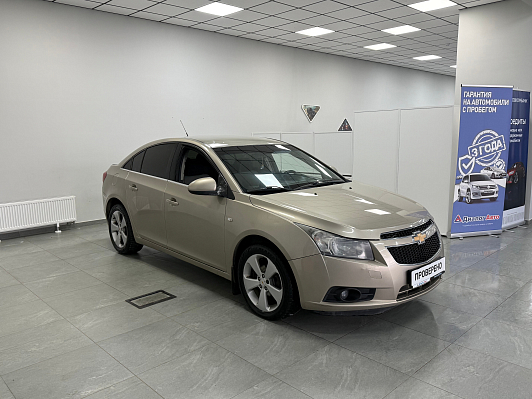 Chevrolet Cruze LT (10.2008  12.2012), 2011 года, пробег 291111 км
