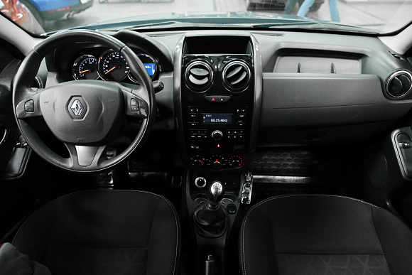 Renault Duster Privilege, 2016 года, пробег 147000 км