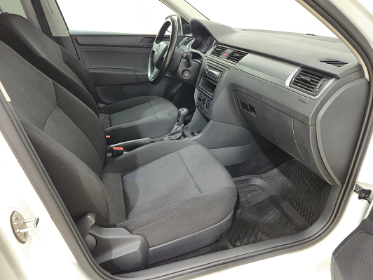 Skoda Rapid Ambition, 2015 года, пробег 233700 км