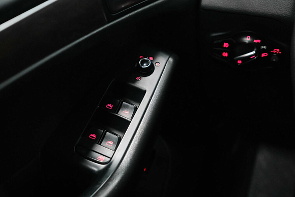 Audi Q5, 2011 года, пробег 148463 км