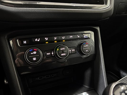 Volkswagen Tiguan OFFROAD, 2019 года, пробег 113258 км