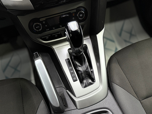 Ford Focus Titanium, 2012 года, пробег 124563 км