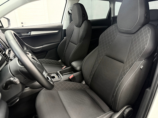 Skoda Karoq, 2021 года, пробег 88090 км