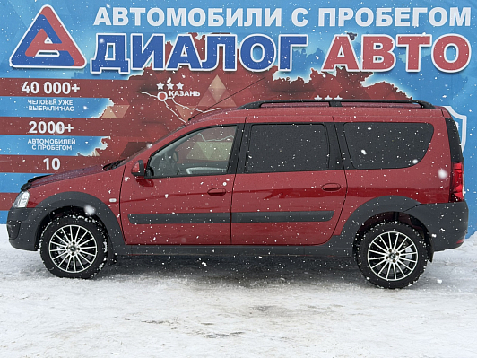 Lada (ВАЗ) Largus Luxe (5 мест), 2019 года, пробег 123500 км