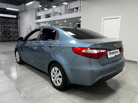 Kia Rio Luxe, 2013 года, пробег 243639 км