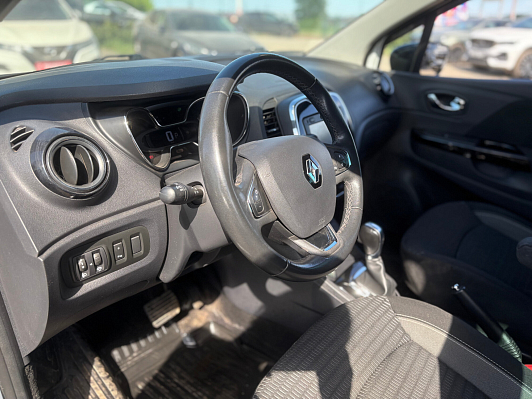 Renault Kaptur Style, 2016 года, пробег 137903 км