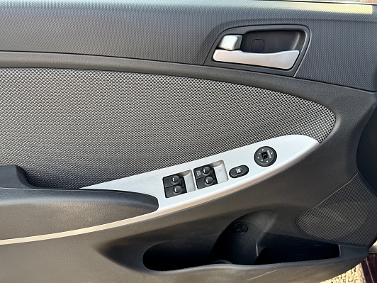 Hyundai Solaris Optima, 2013 года, пробег 178243 км