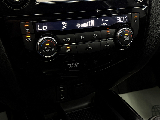 Nissan X-Trail LE, 2015 года, пробег 65541 км