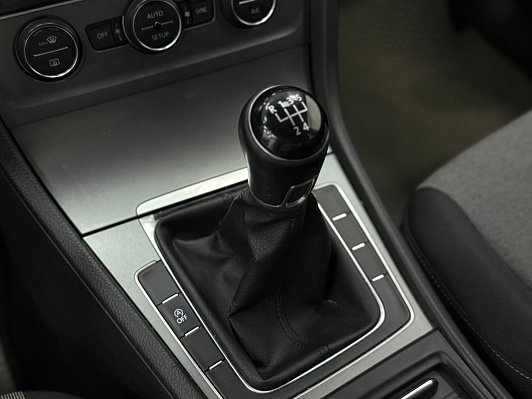 Volkswagen Golf, 2014 года, пробег 300000 км