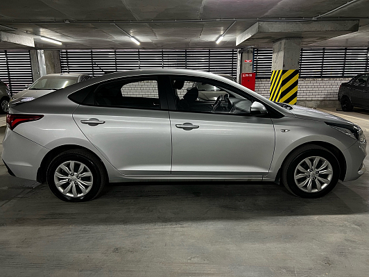 Hyundai Solaris, 2019 года, пробег 155000 км