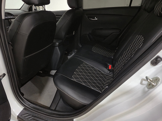 Kia Rio Prestige, 2019 года, пробег 104017 км
