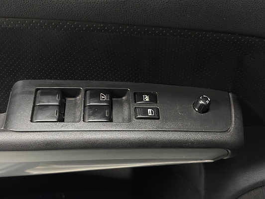 Nissan X-Trail SE High, 2012 года, пробег 208000 км