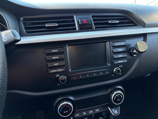 Kia Rio Luxe, 2019 года, пробег 113650 км