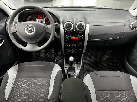 Lada (ВАЗ) Largus Quest (7 мест), 2020 года, пробег 106635 км