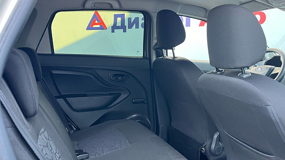 Lada (ВАЗ) XRAY Comfort, 2018 года, пробег 80000 км