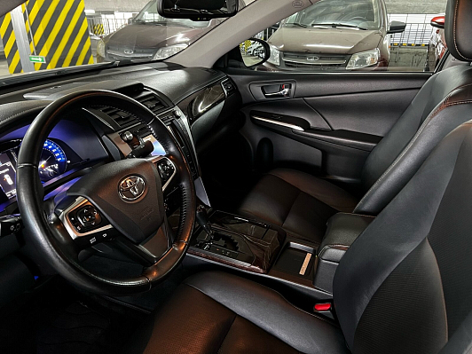 Toyota Camry Элеганс, 2015 года, пробег 192000 км