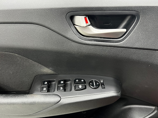 Hyundai Solaris Comfort, 2017 года, пробег 112000 км