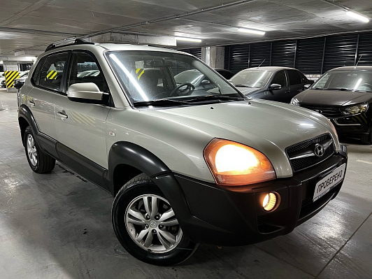 Hyundai Tucson, 2008 года, пробег 302000 км