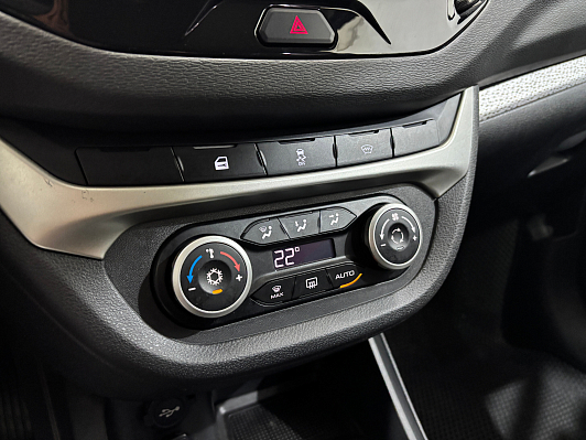 Lada (ВАЗ) Vesta Luxe, 2020 года, пробег 79405 км