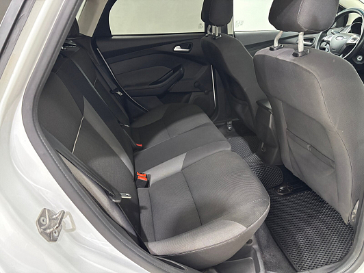 Ford Focus SYNC Edition, 2015 года, пробег 178730 км