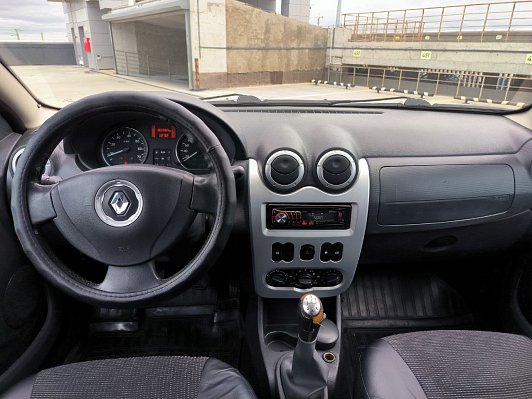 Renault Sandero Stepway, 2014 года, пробег 183000 км