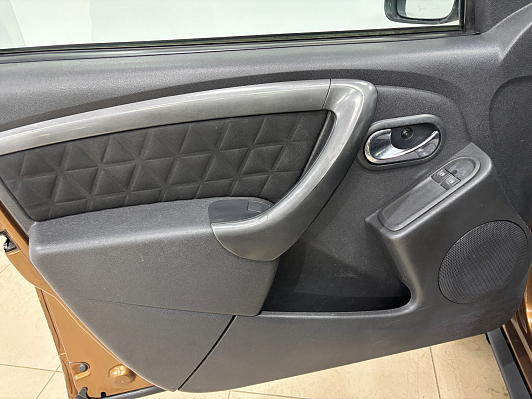 Renault Duster Privilege, 2016 года, пробег 198573 км