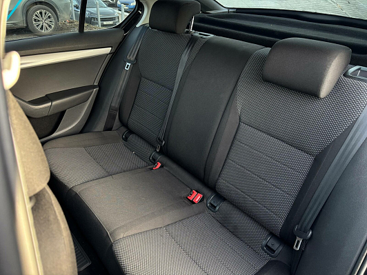 Skoda Octavia Ambition, 2015 года, пробег 231202 км