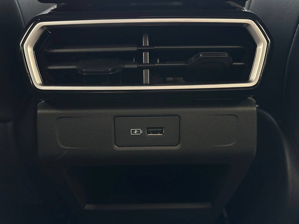 Geely Cityray Люкс, серебряный